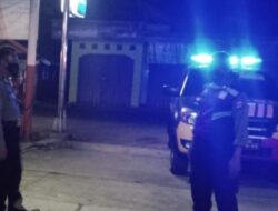 Cegah Gangguan Kamtibmas, Polsek Jatinunggal Polres Sumedang rutin laksanakan Patroli Blue Light