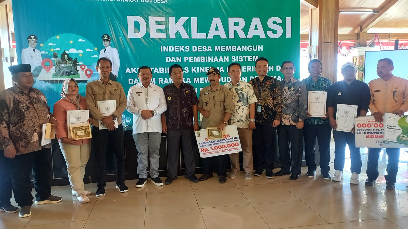 Deklarasi Indeks Desa Membangun (IDM) dan pembinaan SAKIP Desa, di Pendopo Pusat Pemerintahan Sumedang (PPS), Kamis, (13/7/2023).