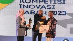 Sumedang kembali meraih anugerah Best Of The Best dan Kabupaten Terbaik Pertama untuk Inovasi Pemerintah Daerah di ajang Kompetisi Inovasi Jawa Barat (KIJB) 2023 yang digelar Pemprov Jabar di Hotel Papandayan, Kota Bandung, Selasa, (3/10/2023).