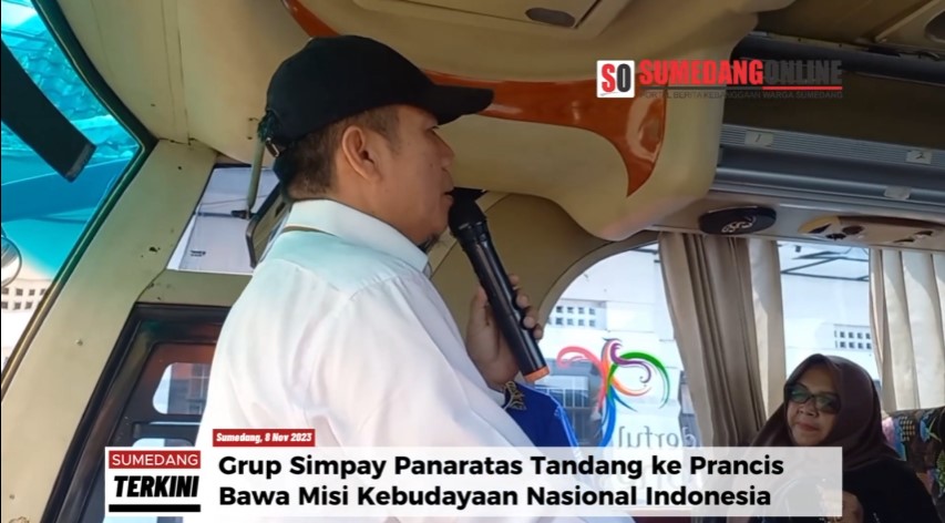 Kepala Dinas Pariwisata Kebudayaan Kepemudaan dan Olaharaga Kabupaten Sumedang melepas rombongan Simpay Panaratas Gus To De Prancis. Rombongan yang membawa misi memperkenalkan kesenian Indonesia di Prancis, di lepas Nandang Suparman di Kantor Dinas Pariwisata Budaya Kepemudaan dan Olaharaga Kabupaten Sumedang. Rabu, 8 November 2023.