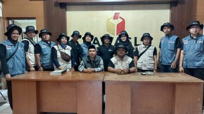 Panitia Pengawas Pemilihan Umum (Panwaslu) Kecamatan Tomo Kabupaten Sumedang Jawa Bara