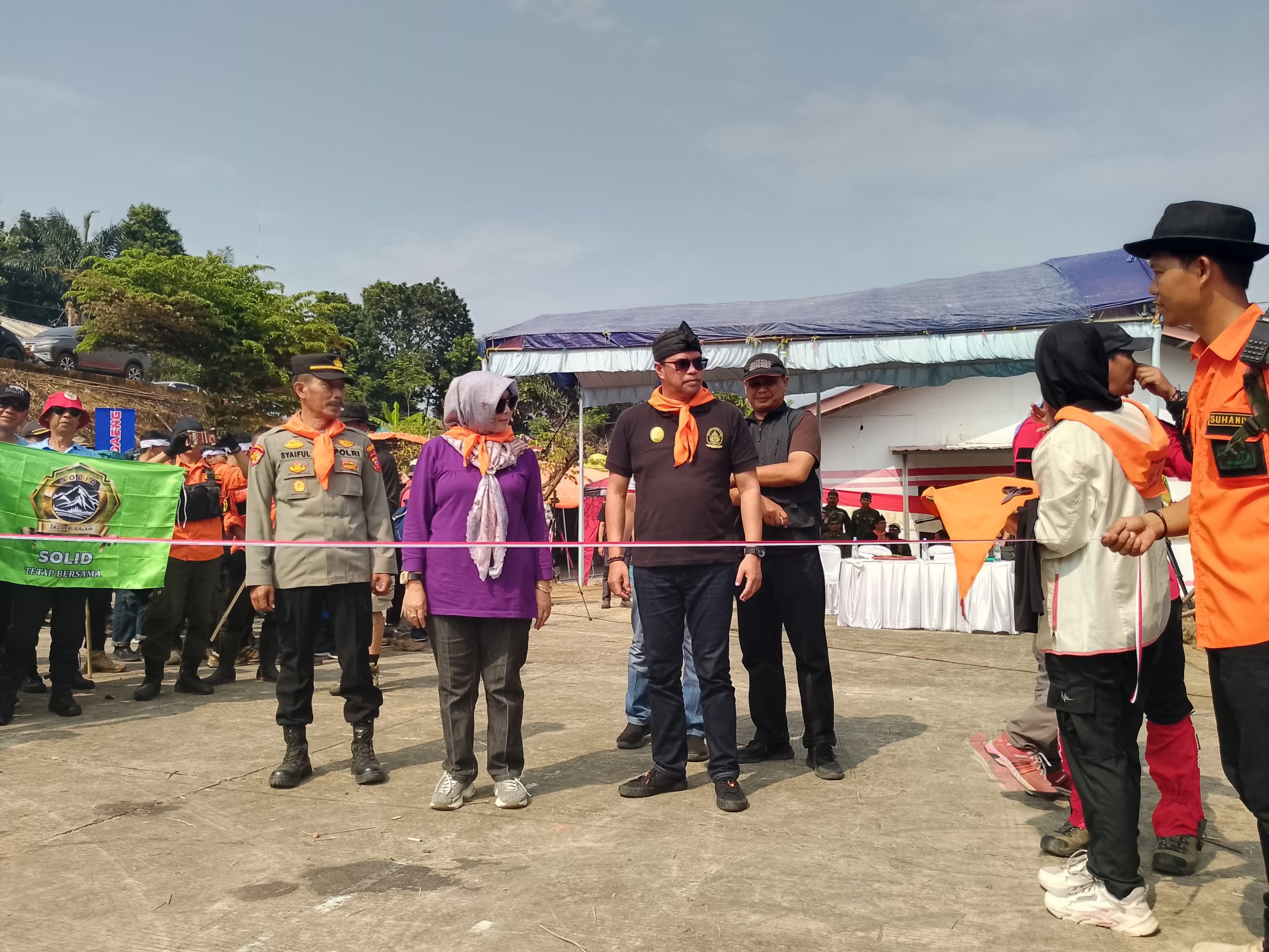 Lebih dari 500 peserta turut ambil bagian dalam cara lomba lintas alam Susur Bendungan Jatigede yang digelar Keluarga Besar Pencita Alam (KBPA) di Desa Jemah Kecamatan Jatigede, Sabtu (11/5/2024).