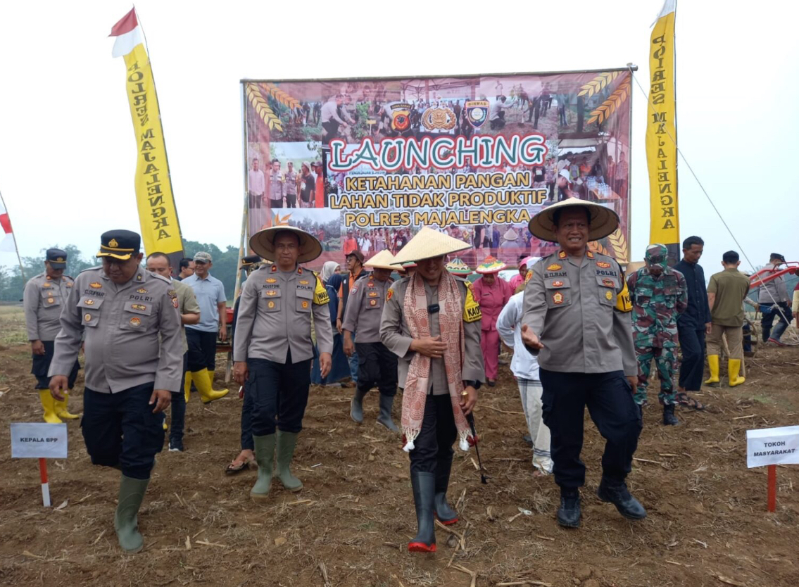 Polres Majalengka bersama Pemerintah terus berupaya mendukung Program ketahanan pangan lokal, dengan mengubah lahan tidur menjadi lahan produktif.