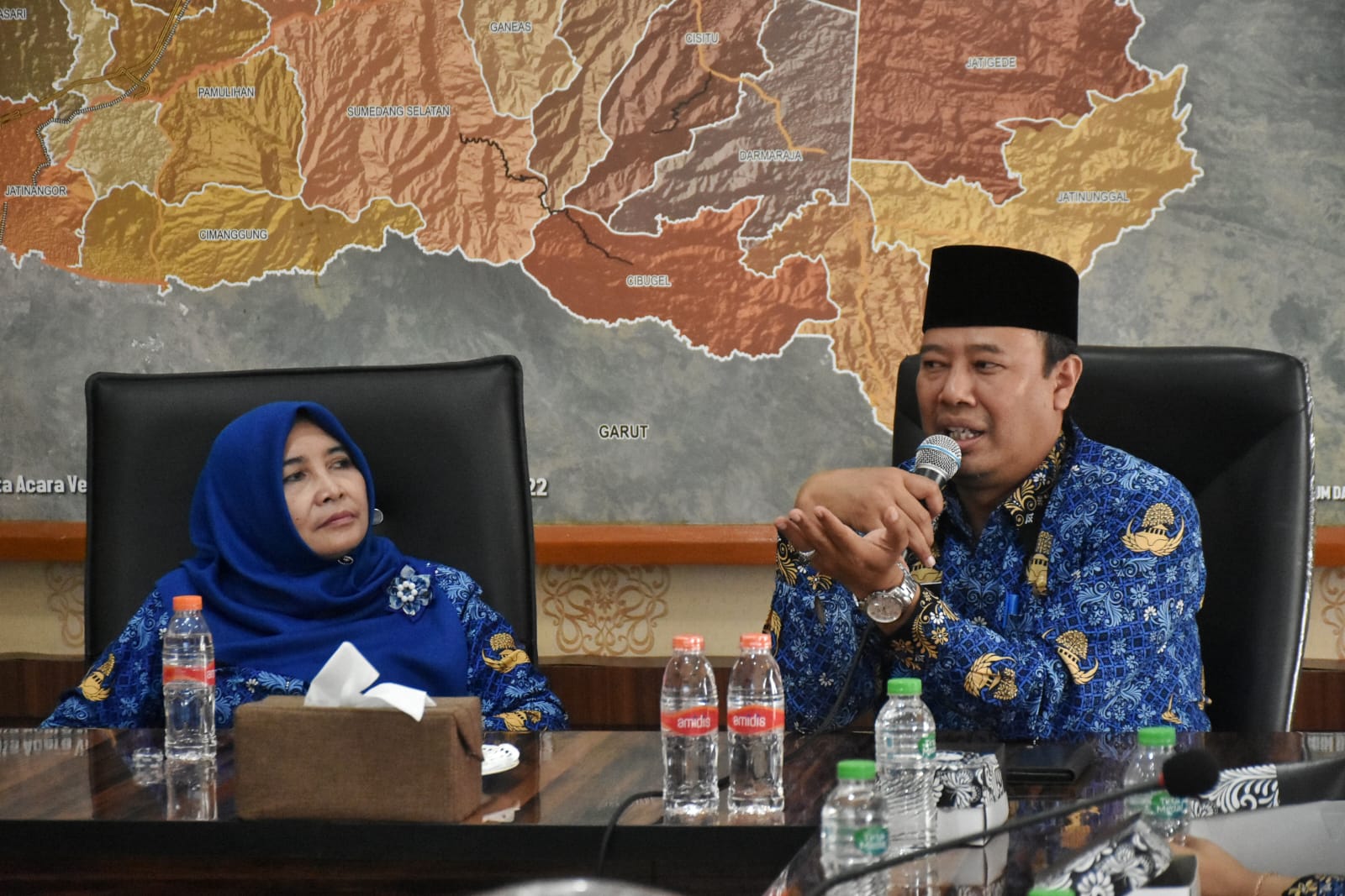 Pemerintah Kabupaten Sumedang terus berinovasi untuk meningkatkan Pendapatan Asli Daerah (PAD), salah satunya melalui pemanfaatan teknologi digital.