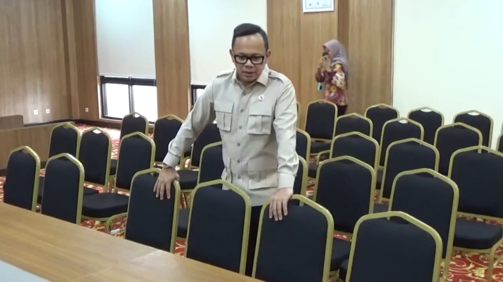 Wakil Menteri Dalam Negeri Bima Arya Sugiarto saat meninjau langsung kesiapan fasilitas IPDN, Kamis siang (19/6/2025).
