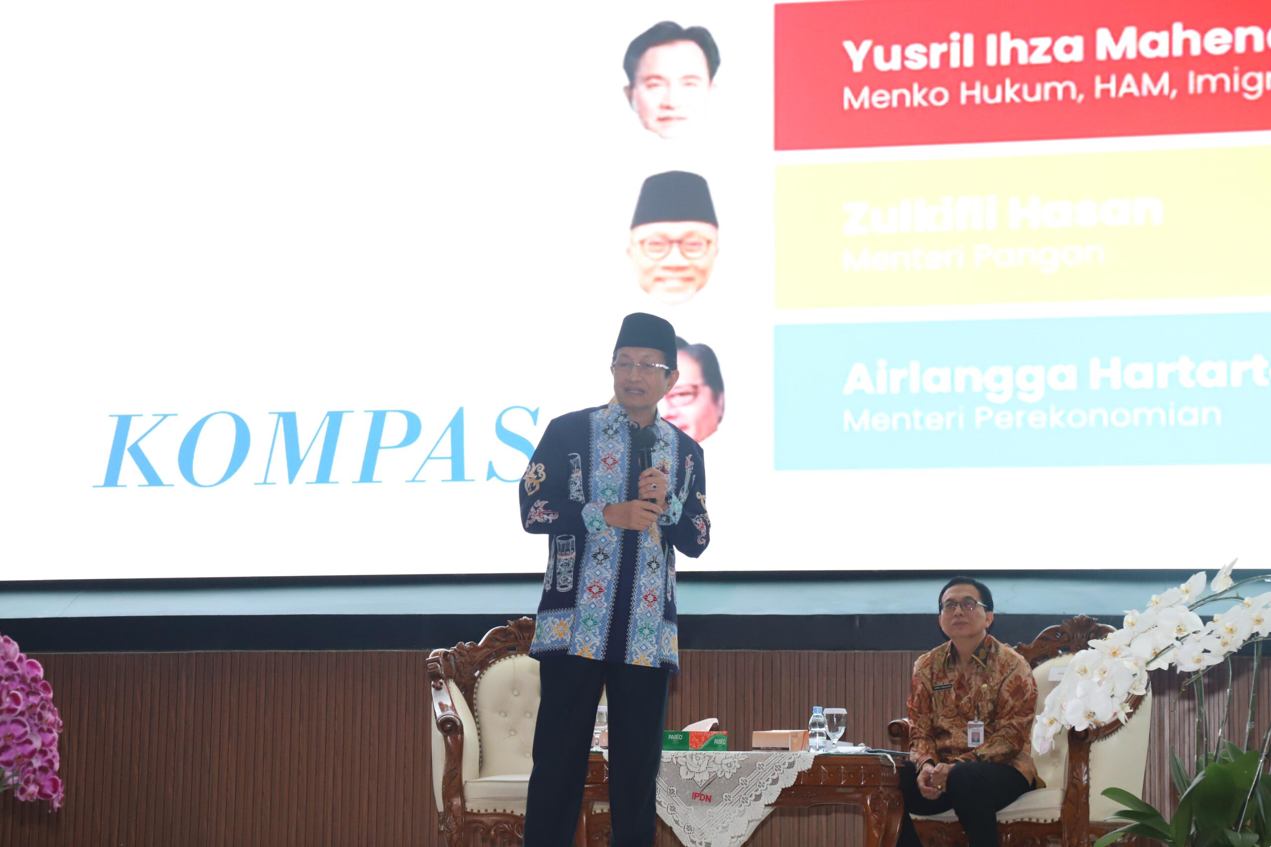 Retret Gelombang Kedua bagi kepala daerah di Institut Pemerintahan Dalam Negeri (IPDN) Jatinangor, Kabupaten Sumedang, resmi ditutup oleh Wakil Menteri Dalam Negeri (Wamendagri) Bima Arya Sugiarto, Kamis petang (26/6/2025).