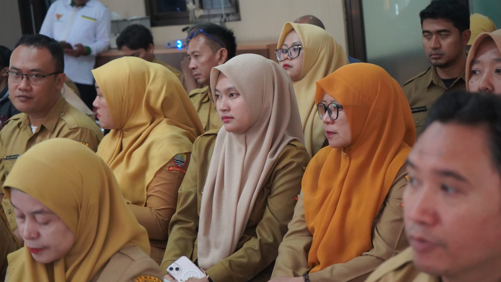 Badan Amil Zakat Nasional (BAZNAS) Kabupaten Sumedang menggelar kegiatan Sosialisasi Zakat, Infak, dan Sedekah (ZIS) di Aula BAZNAS Sumedang, Senin (7/7/2025).