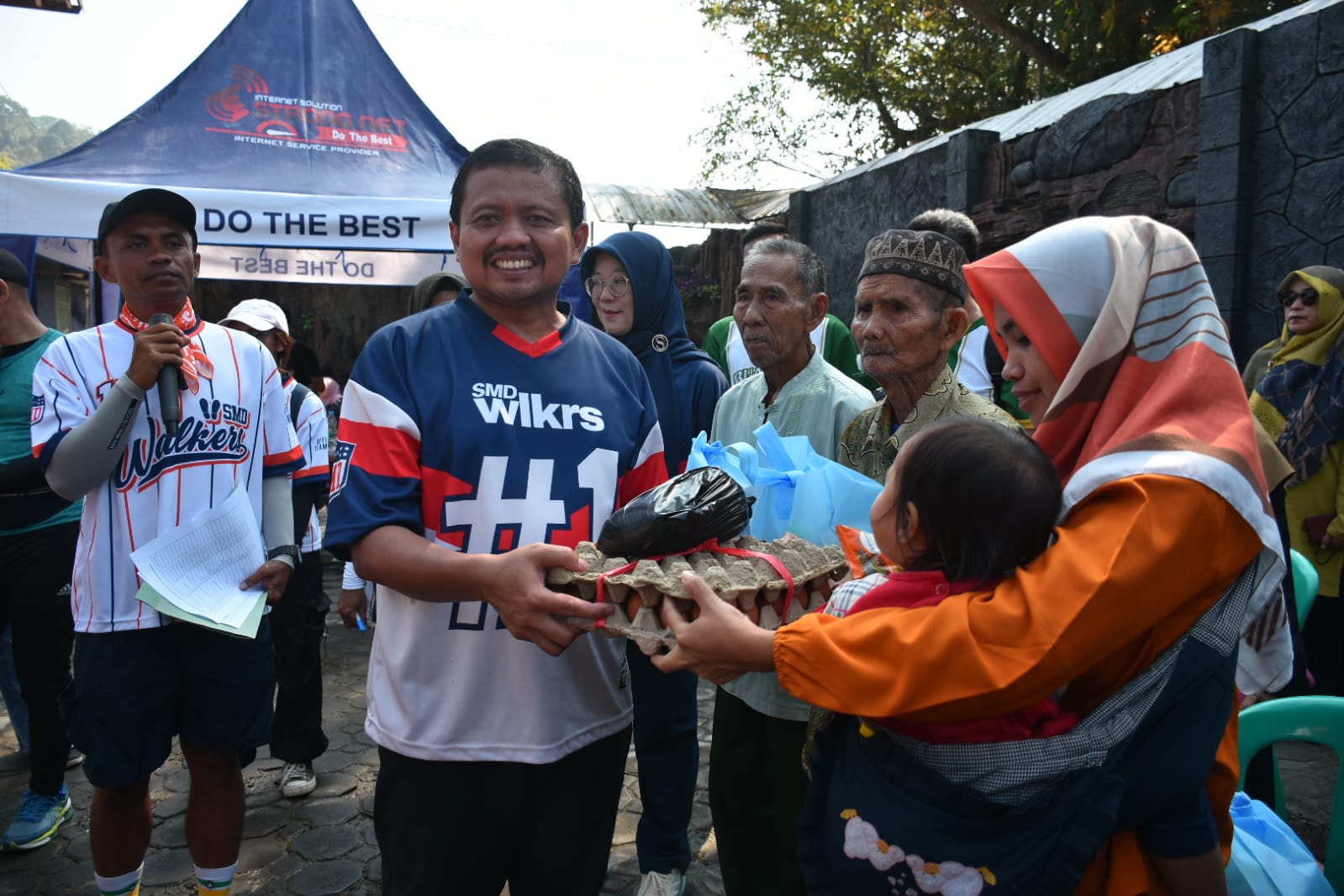 Sumedang Walker yang dilaksanakan di Kecamatan Buahdua, Sabtu (26/7/2025)
