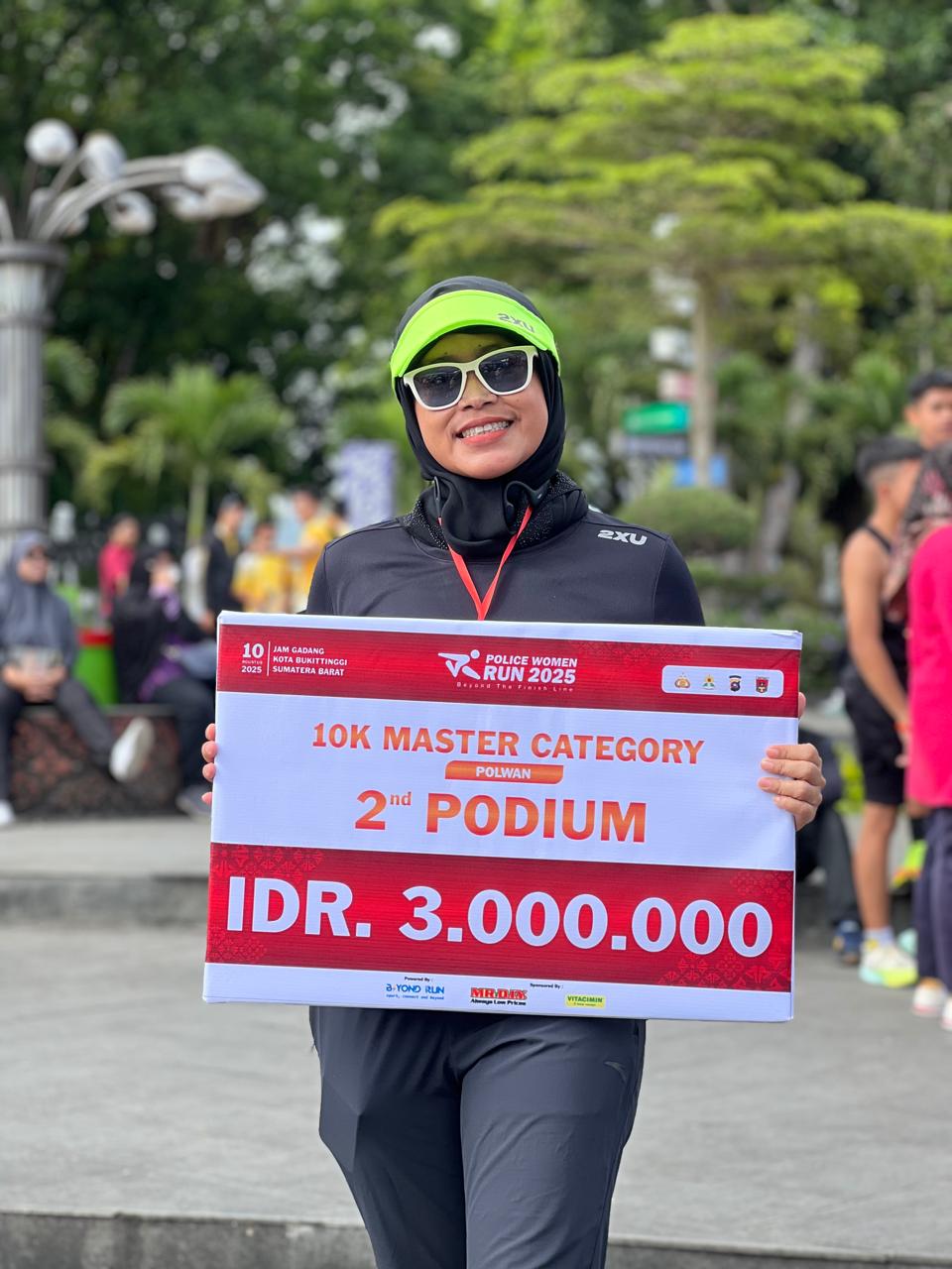 Kontingen Polda Jawa Barat mencatatkan prestasi membanggakan pada ajang Police Women Run 2025 di Bukittinggi, Sumatera Barat, Minggu (10/8/2025).
