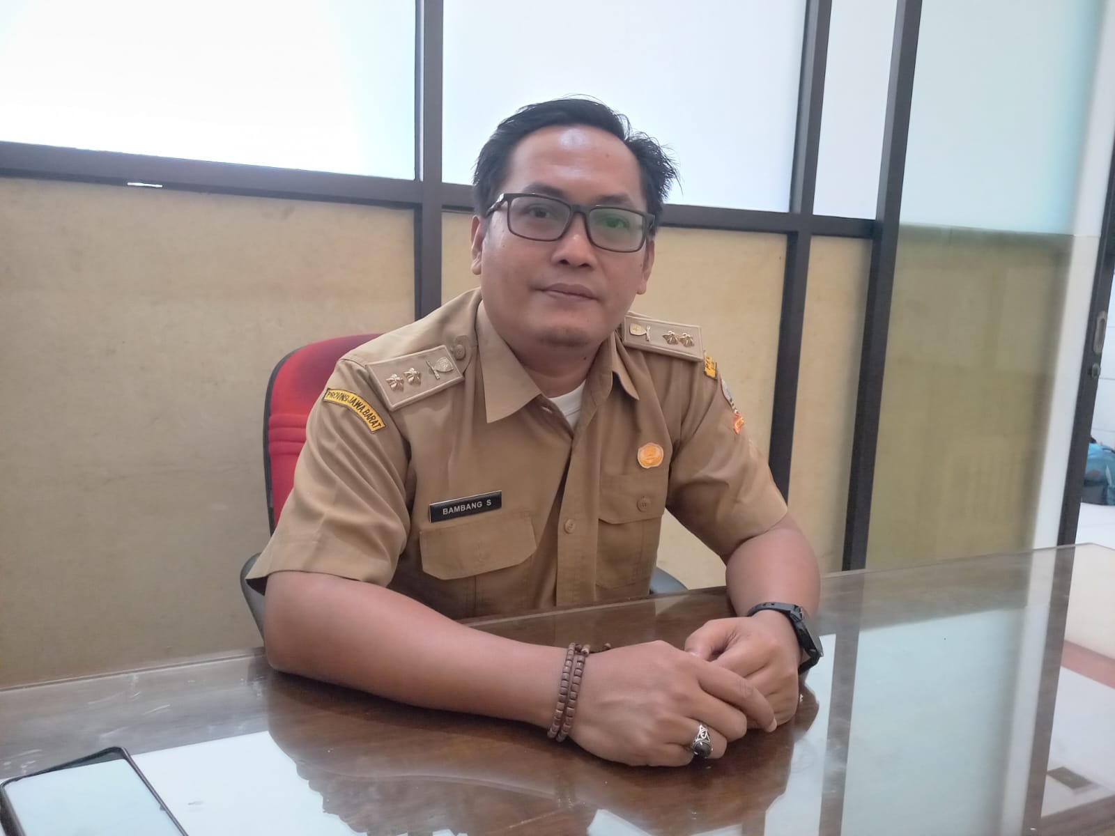 Kepala Bidang Penempatan dan Perluasan Ketenagakerjaan Disnakertrans Kabupaten Sumedang, Bambang Setiawan