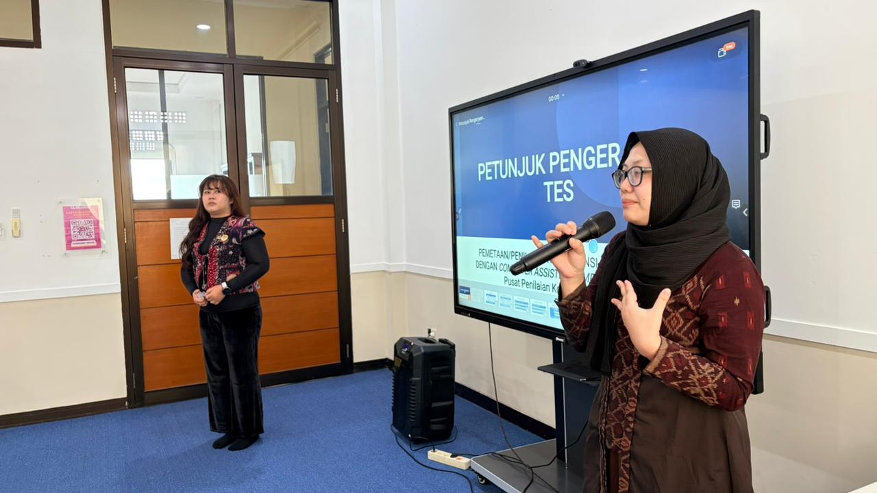 Pelaksanaan asesmen berlangsung selama dua hari, pada 18–19 Mei 2026, bertempat di Ruang Assessment Center BKPSDM Kabupaten Sumedang.